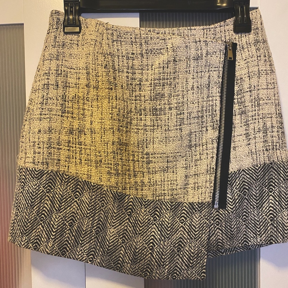 Rachel Roy mini skirt